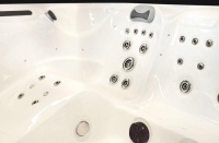 Гидромассажный СПА бассейн Sunrans SR832B