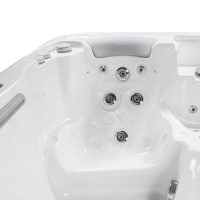 Гидромассажный мини спа-бассейн Wellis Titan